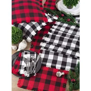 Stylish SARO LIFESTYLE Buffalo Plaid Table Runner