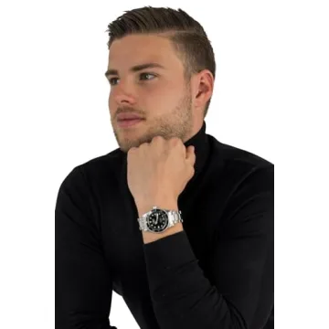 Invicta Men's 8932OB Pro Diver Analog Display Quartz Silver Watch