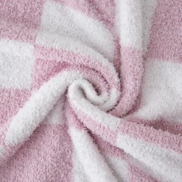 YIRUIO Cozy Checkered Throw Blanket for All Seasons