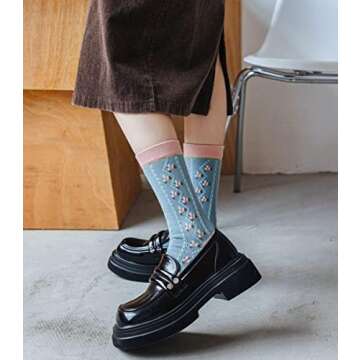 MarJunSep Cute Floral Crew Socks for Women Teen Girls Flower Cottagecore Frilly Vintage Fancy Cotton Socks Tulip Aesthetic Socks