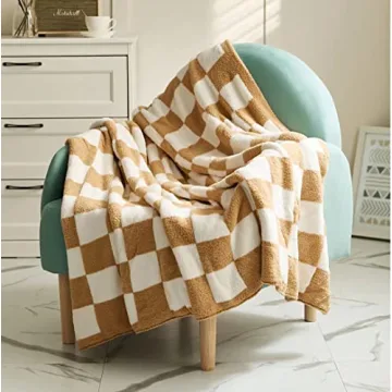 Luxury Fuzzy Blanket Cozy Microfiber Throw for All Occasions