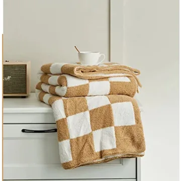 Luxury Fuzzy Blanket Cozy Microfiber Throw for All Occasions