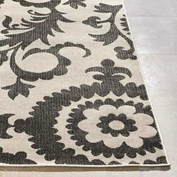 Livabliss Alysia 3'7" x 5'7" Outdoor Damask Rug