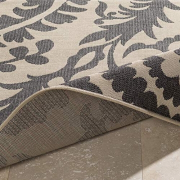 Livabliss Alysia 3'7" x 5'7" Outdoor Damask Rug