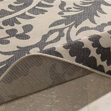 Livabliss Alysia 3'7" x 5'7" Outdoor Damask Rug