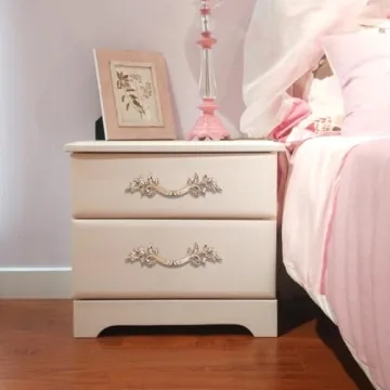 Stylish Vintage Cabinet Pulls for Home Enhancements