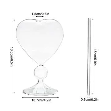TSYFM 2Pcs Heart Shaped Cocktail Glass, 240ml Wine Glass with Straw, Clear Stripe Drinking Wine Glas...