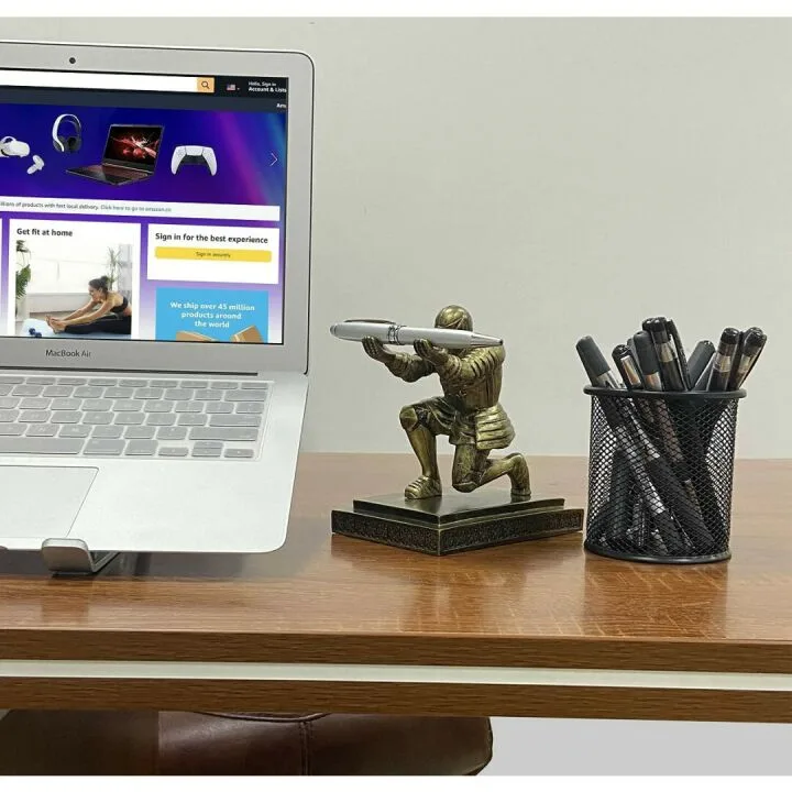 Ofiedx Knight Pen Holder - Personalized Home Office Decor