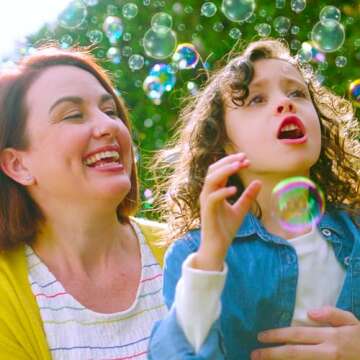 Gazillion 2 Liter Bubble Solution - Safe & Non-Toxic Bubbles