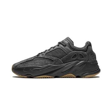 adidas Yeezy Boost 700 (Utility Black/Utility Black/Ut 11)