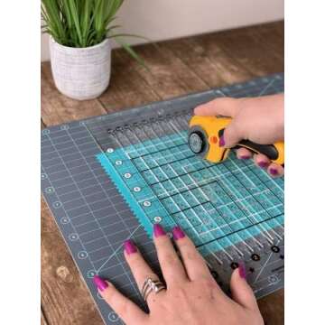 Creative Grids Self- Healing Cutting Mat 24" x 36" CGRMAT2436