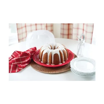 Nordic Ware Bundt Cake Keeper - Durable & Versatile