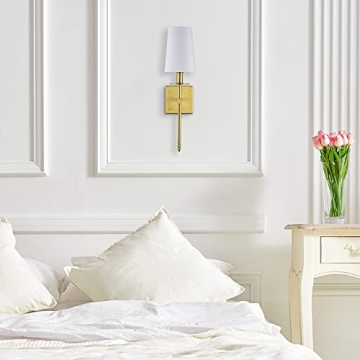 Stunning Torcia Wall Sconce - Elegant Gold Lighting Solutions