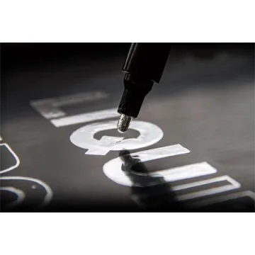 MOLOTOW Liquid Chrome Marker for Stunning Finishes