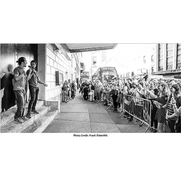 Hamilton: The Revolution - The Official Illustrated Book