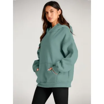 Trendy Queen Women’s Oversized Fleece Hoodie for Comfort