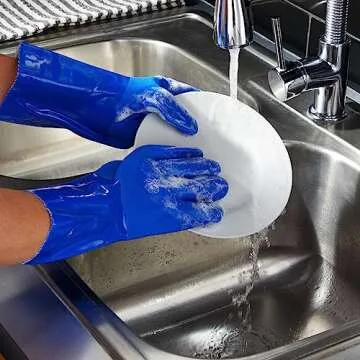 Comfortable Rubber Cleaning Gloves for Kitchen Tasks