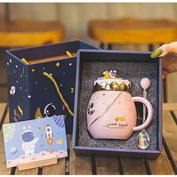 DRAMLOR Cute Ceramic Astronaut Mug, 15OZ Kawaii Astronaut Mug Space Coffee Mug with Lid and Spoon, Cute Cups Kawaii Coffee Cup with Box for Children, Friends and Family (Pink)