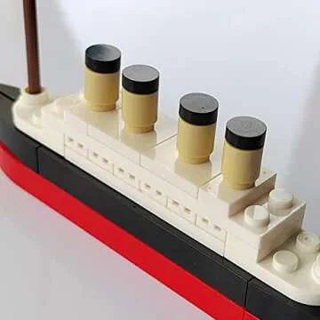 Explore the MIKEMENG Titanic 56PCS Building Blocks