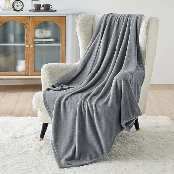 Bedsure Fleece Blanket - Cozy Elegance for All Occasions