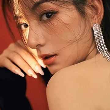 Elegant Rhinestone Dangle Earrings for Women Lightweight