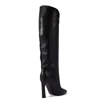 Stylish Steve Madden Embrace Boots for Fall Fashion