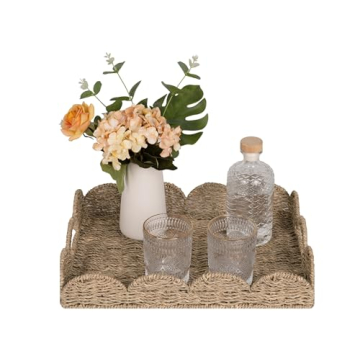 Stylish StorageWorks Seagrass Scalloped Tray for All Spaces