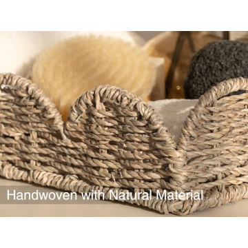 Stylish StorageWorks Seagrass Scalloped Tray for All Spaces