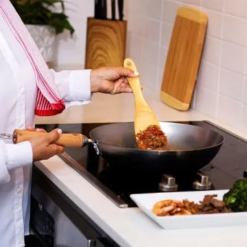 Joyce Chen 12-Inch Carbon Steel Wok for Perfect Stir Fry