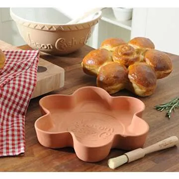 Mason Cash | S12 Red Hearts Mixing Bowl - 4.25 Quart