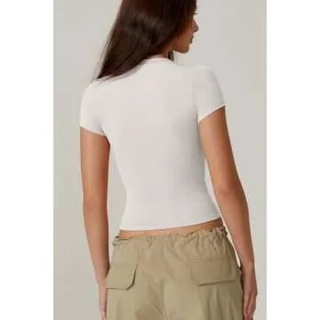 QINSEN Women's Short Sleeve T Shirts Crew Neck Slim Fit Tops Sexy Basic Tee White M