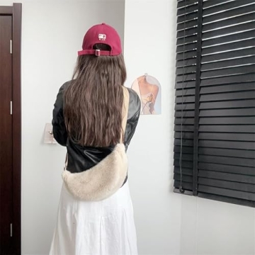 Stylish 2024 Women's Plush Crossbody Dumpling Bag