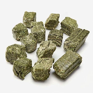 Kaytee Timothy Hay Blend Cubes for Happy and Healthy Pets