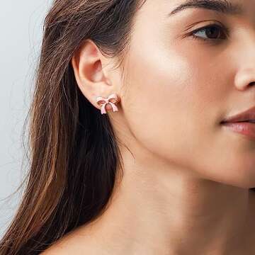 SELENICHAST Gold/Silver Bow Earrings for Women，14K Gold Plated Stud Earrings Dainty Cute Bow Earrings for Women Trendy Gold Jewelry Gifts for Women