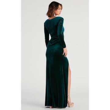 Glamorous Velvet Bridesmaid Dress for Women 2025 Champagne with Long Sleeves Pleated Sweetheart High...