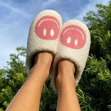 Cute Smile Face Slippers Comfortable and Fluffy Footwear
