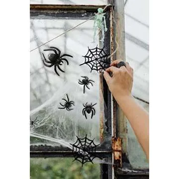 Muzboo Realistic Plastic Spider Toys Halloween Prank Props Small Size Funny Halloween Decorations 30pcs