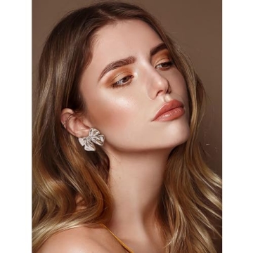 FAMARINE Antique Silver Bow Earrings - Vintage Style & Lightweight