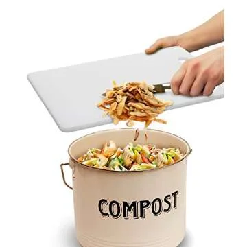 Compost Bin with 7 FREE Charcoal Filters by Silky Road | 1.3-Gallon / 5-Liter | Vintage Cream Powder-Coated Carbon Steel | Kitchen Pail with Lid, Trash Keeper Container Bucket, Recycling Caddy