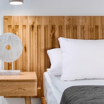 Utopia Bedding Gusset Queen Pillows for Ultimate Comfort