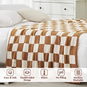 WRENSONGE Cozy Checkered Throw Blanket - Warm and Lightweight