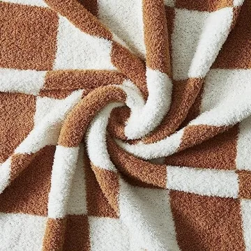 WRENSONGE Cozy Checkered Throw Blanket - Warm and Lightweight