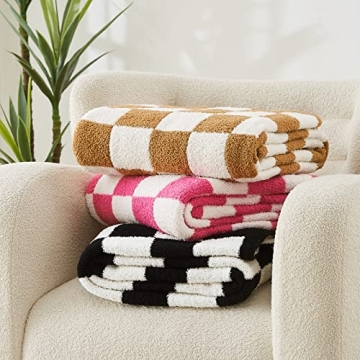 WRENSONGE Cozy Checkered Throw Blanket - Warm and Lightweight