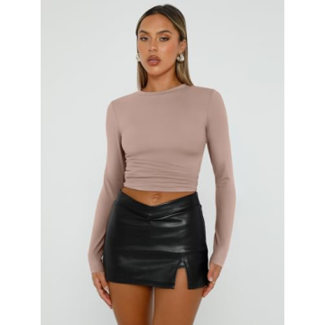 Trendy Queen Women's Long Sleeve Crop Tops for Fashion