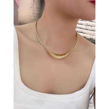 Dtja Chunky Choker Chain Necklace for Women Titanium Steel 18K Gold Plated Thick Round Snake Chain Necklaces Fashion Chic Minimalist Jewelry Gift for Christmas Holiday 16 inch (Gold)