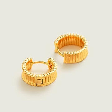 MEVECCO 18K Gold Huggie Hoop Earrings for Women