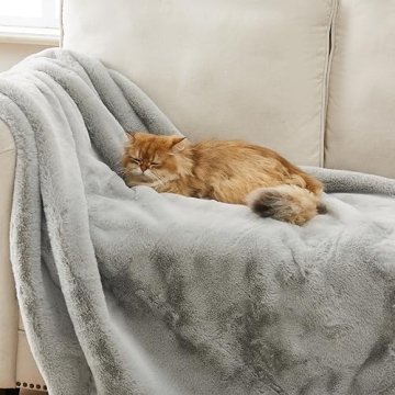 Luxury UGG Faux Fur Throw Blanket - Soft & Machine Washable