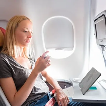 CLICK CLEAN Touchscreen Mist Cleaner Phone Stand Blue