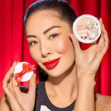 wet n wild Marilyn Monroe Collection Icon Highlighter - Cool Champagne