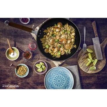 Lightweight Cast Iron Wok 11 Inch for Superior Cooking